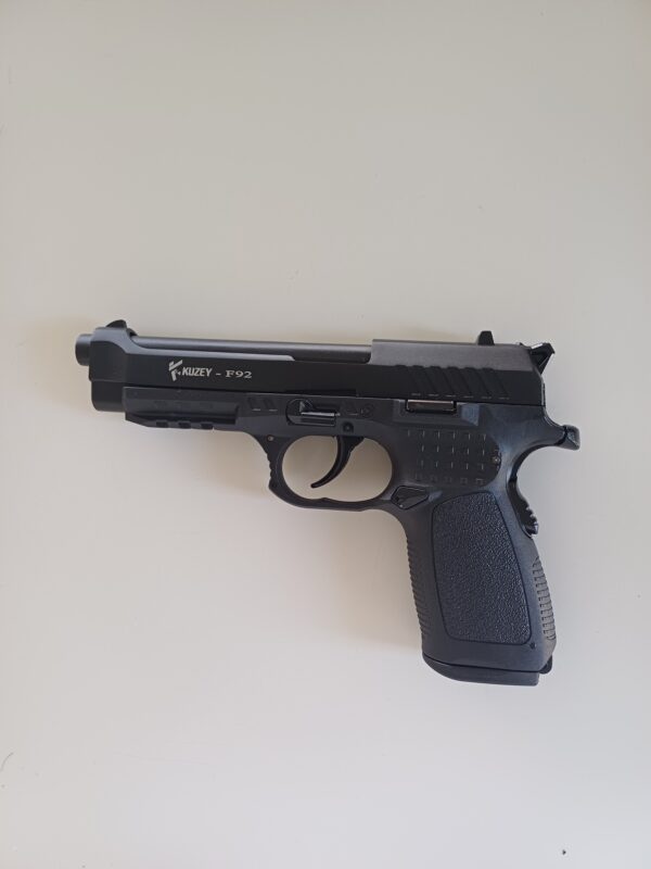 Kuzey F92 Black